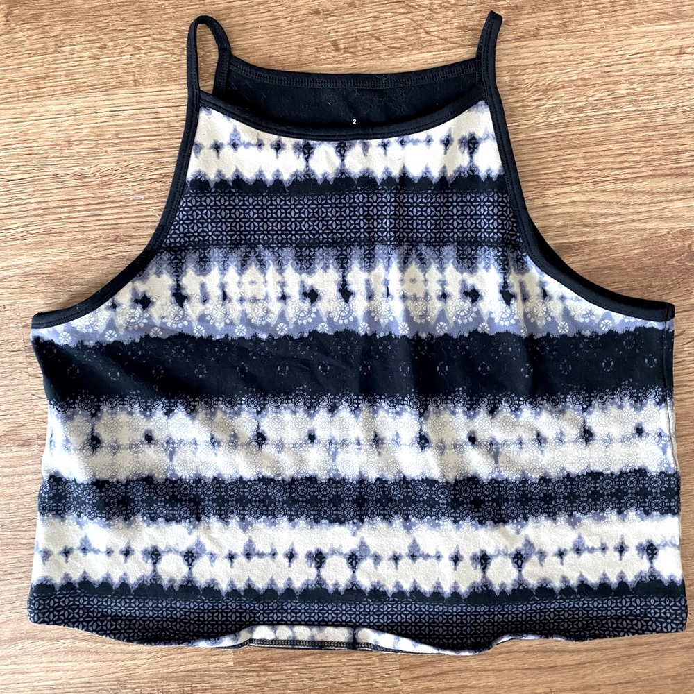 NWOT Sz. 2 Torrid Crop Top Cami